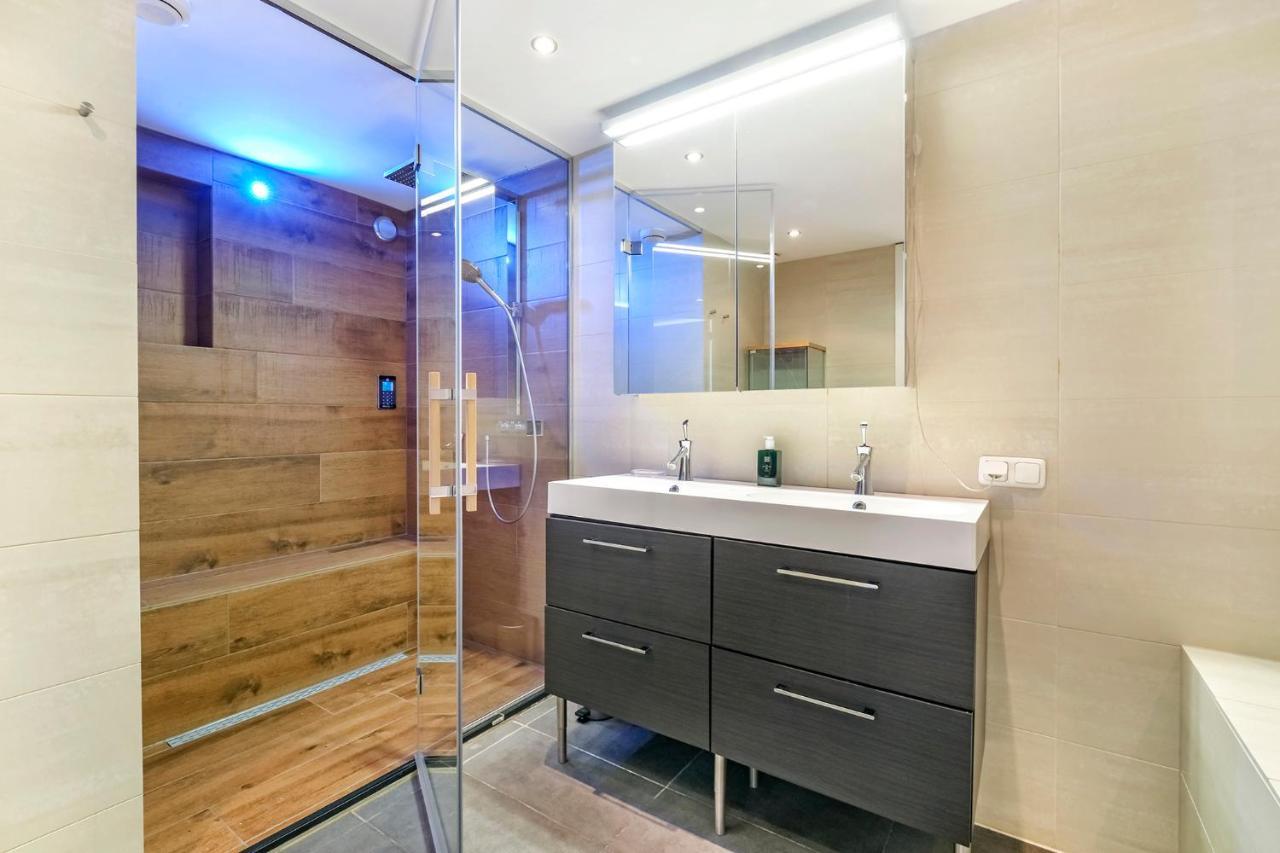 170M2 Appartment With Jacuzzi & Steam Bath In Center Of Amsterdam Dış mekan fotoğraf